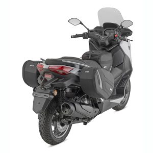 EASY side bags mounted on givi yamaha xmaxtechmax