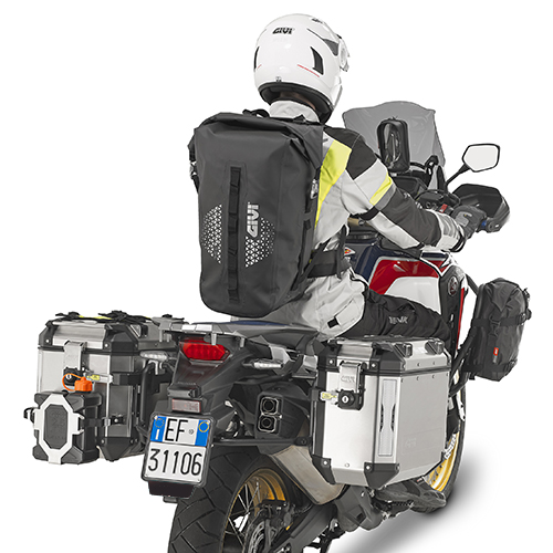 UT802 ruksak za motocikl 02