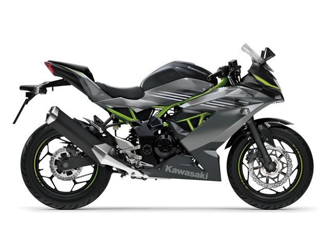 motocikl kawasaki njinja se