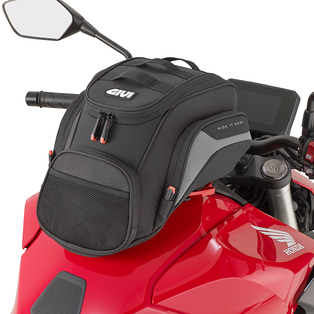 EASY tanklock tank bag mounted on givi honda cbhornet