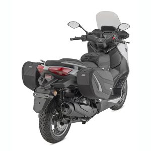 EASY side bags mounted on givi yamaha xmaxtechmax